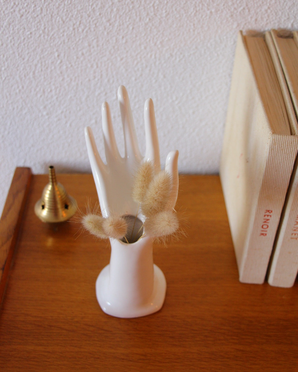 Main baguier soliflore vintage