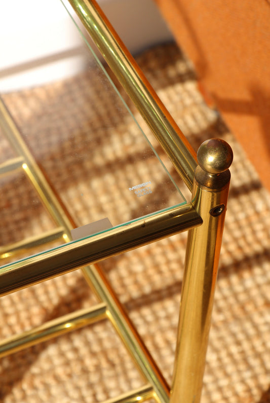 Table de chevet / Bout de canapé doré