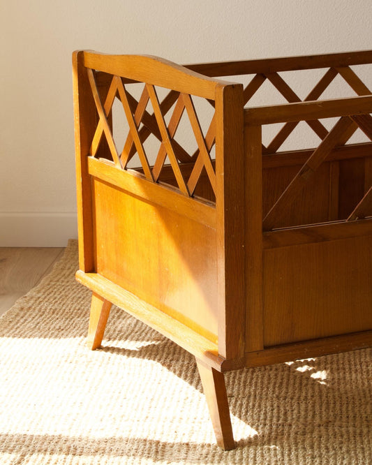 Lit en bois enfant vintage // Pépites Déco Vintage Brocante en Ligne basée à Vannes