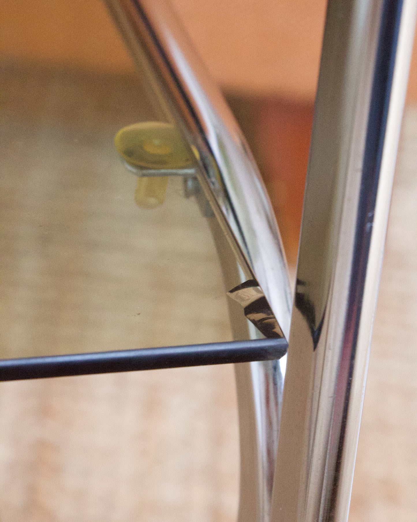 Bout de canapé vintage métal chromé 70s