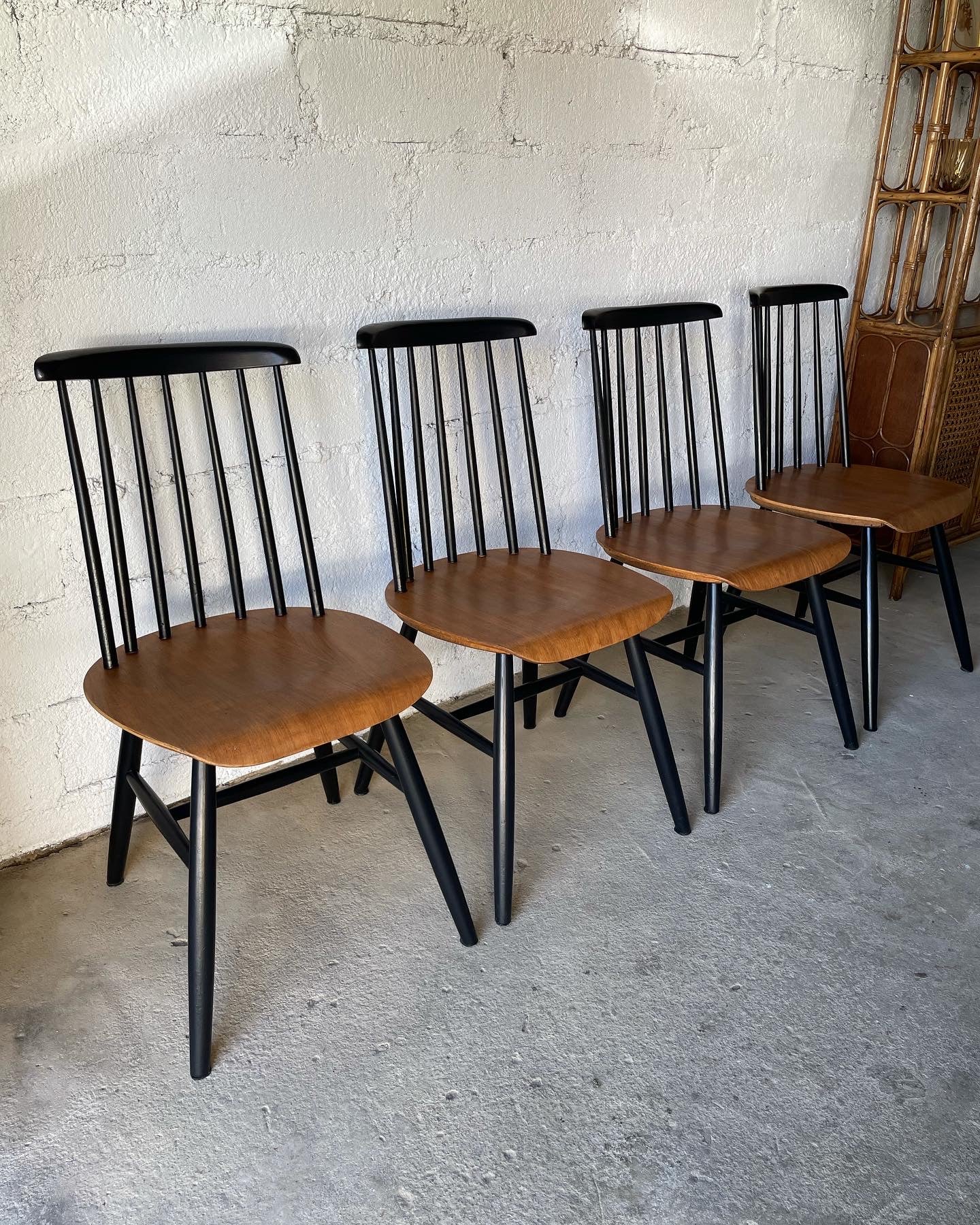 Pépites Déco Vintage : Série 4 chaises Fanett par Ilamri Tapiovaara