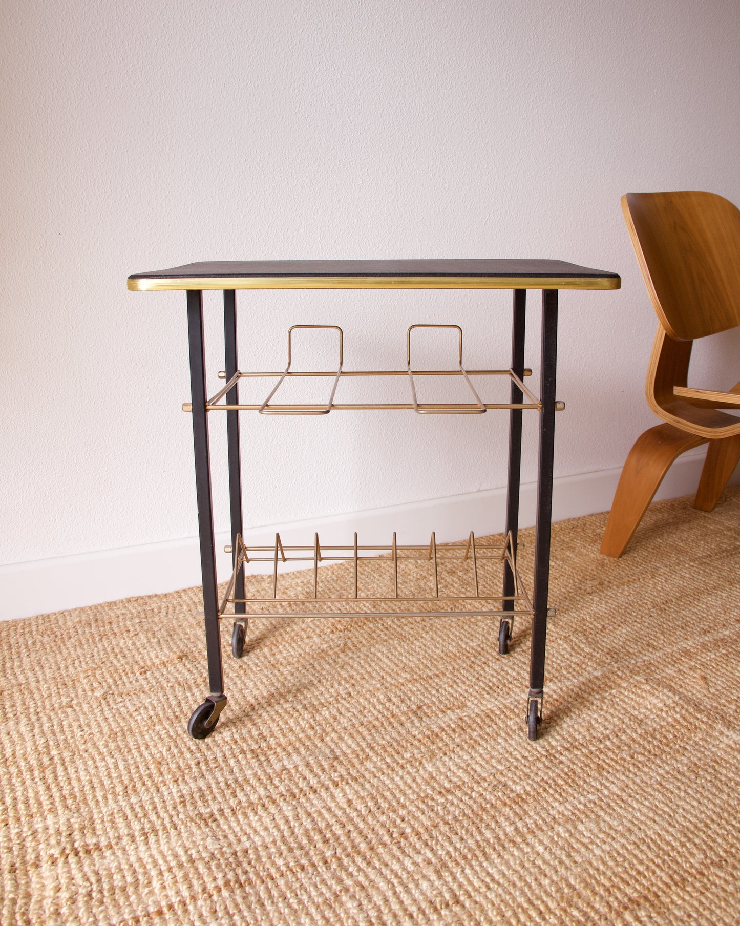 Desserte porte-vinyles - Brocante Vannes Mobilier & Décoration Vintage 