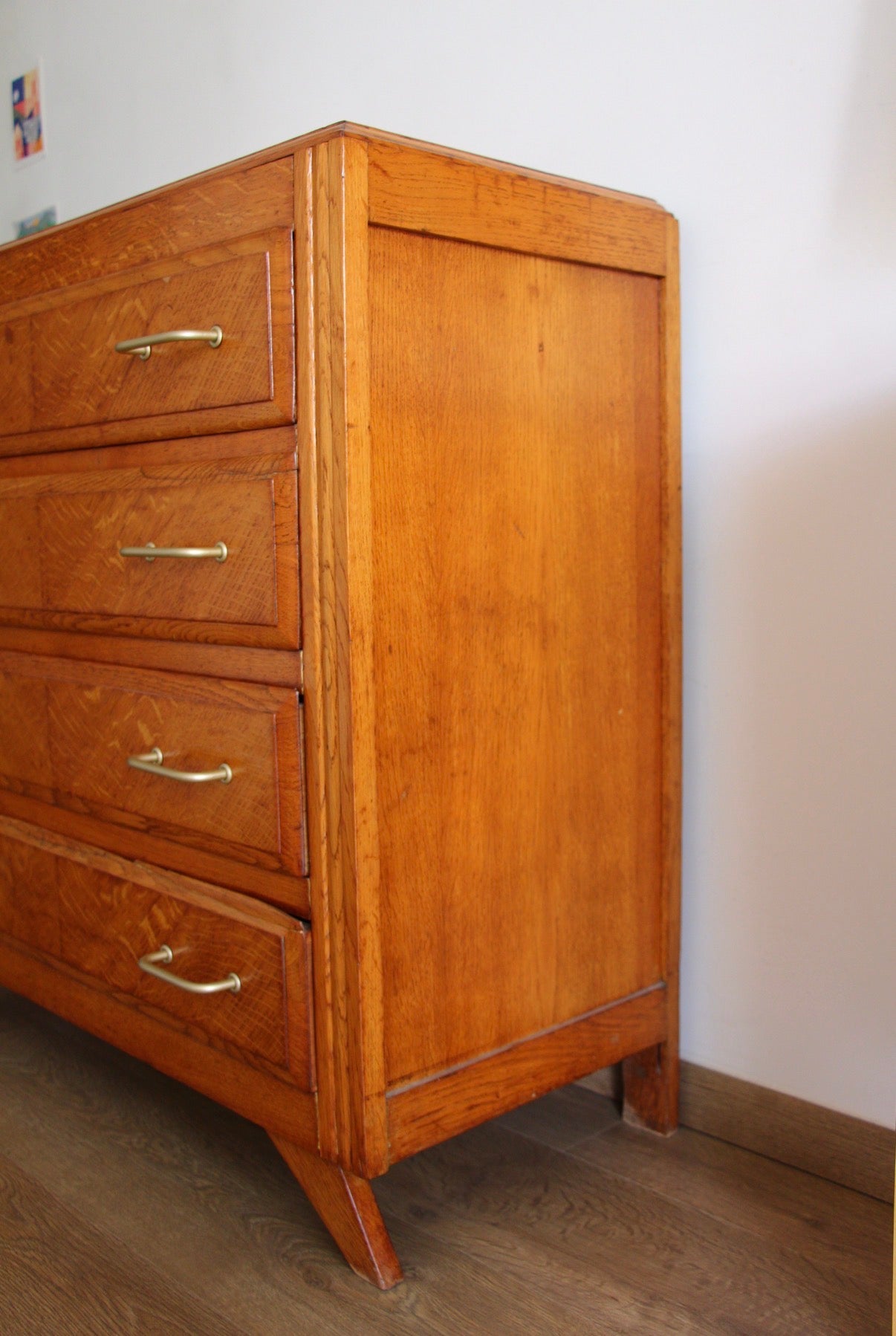 Commode en chêne pieds compas années 60