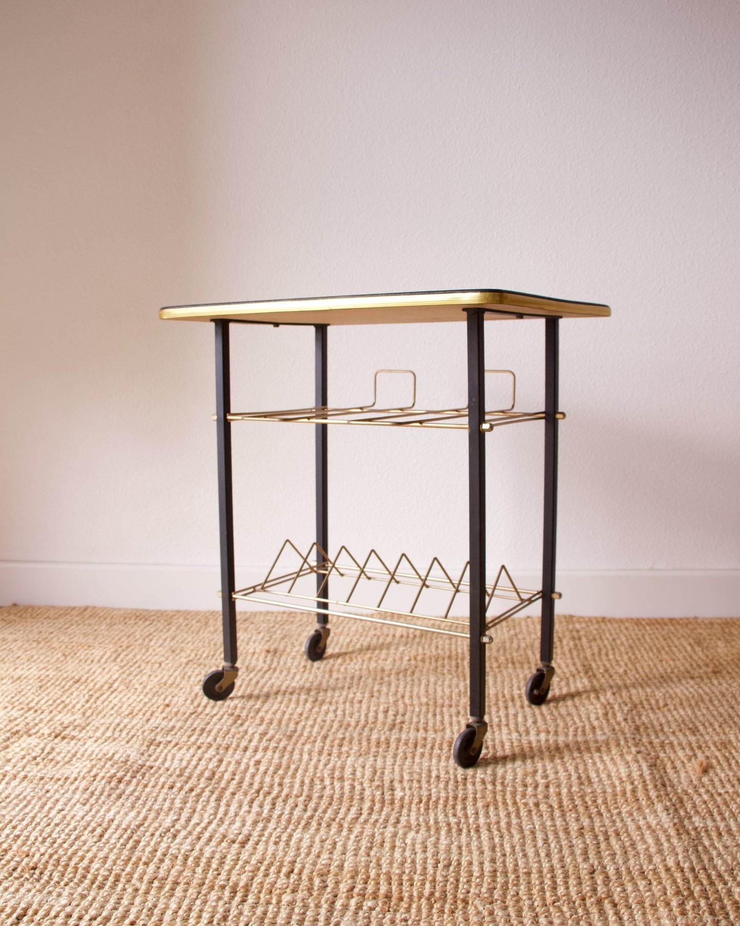 Desserte porte-vinyles - Brocante Vannes Mobilier & Décoration Vintage 