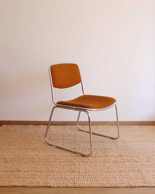 Chaise – acier tubulaire chromé et tissu bouclé rouille –1970