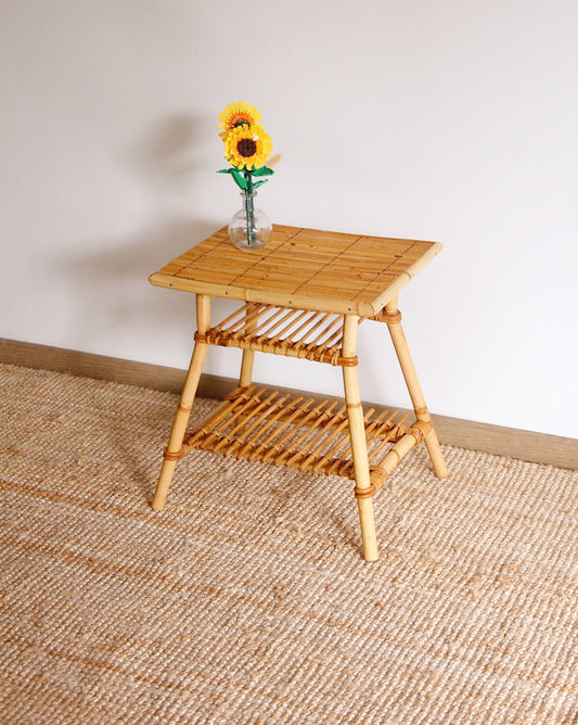 Table d’appoint en rotin, années 60 - Brocante Vannes Meubles Décoration Vintage