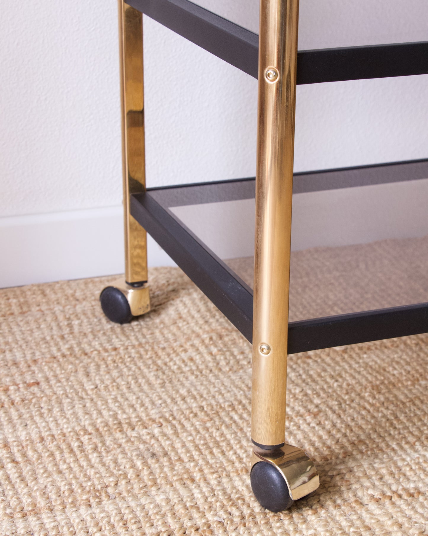 Desserte roulante années 70 verre fumé