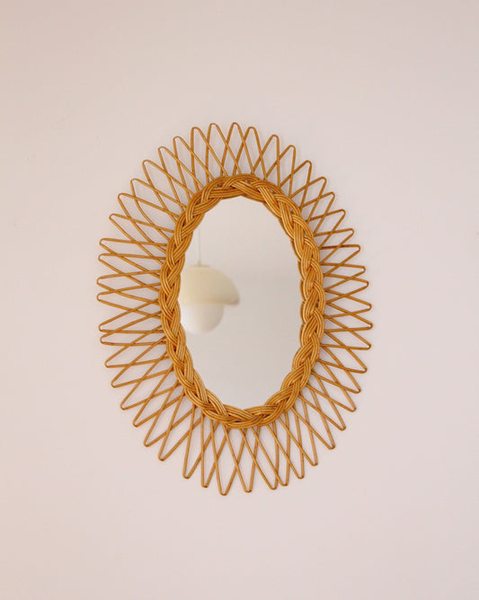 Miroir soleil ovale en rotin, années 1960