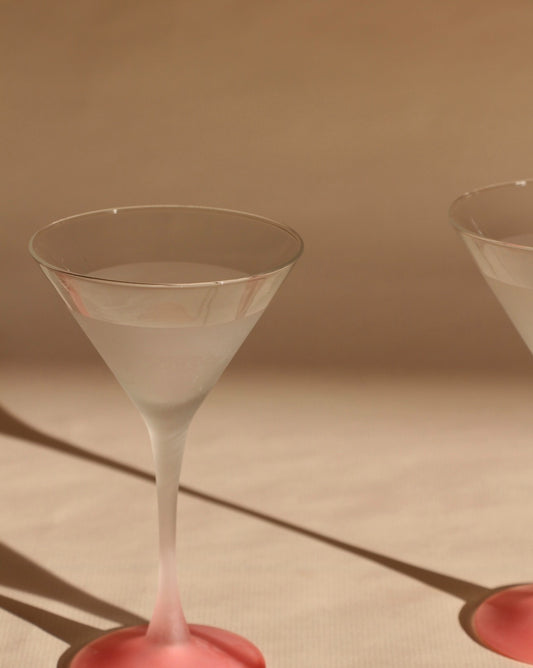 Lot de 4 verres à cocktail à pieds rose, Made in France, années 70