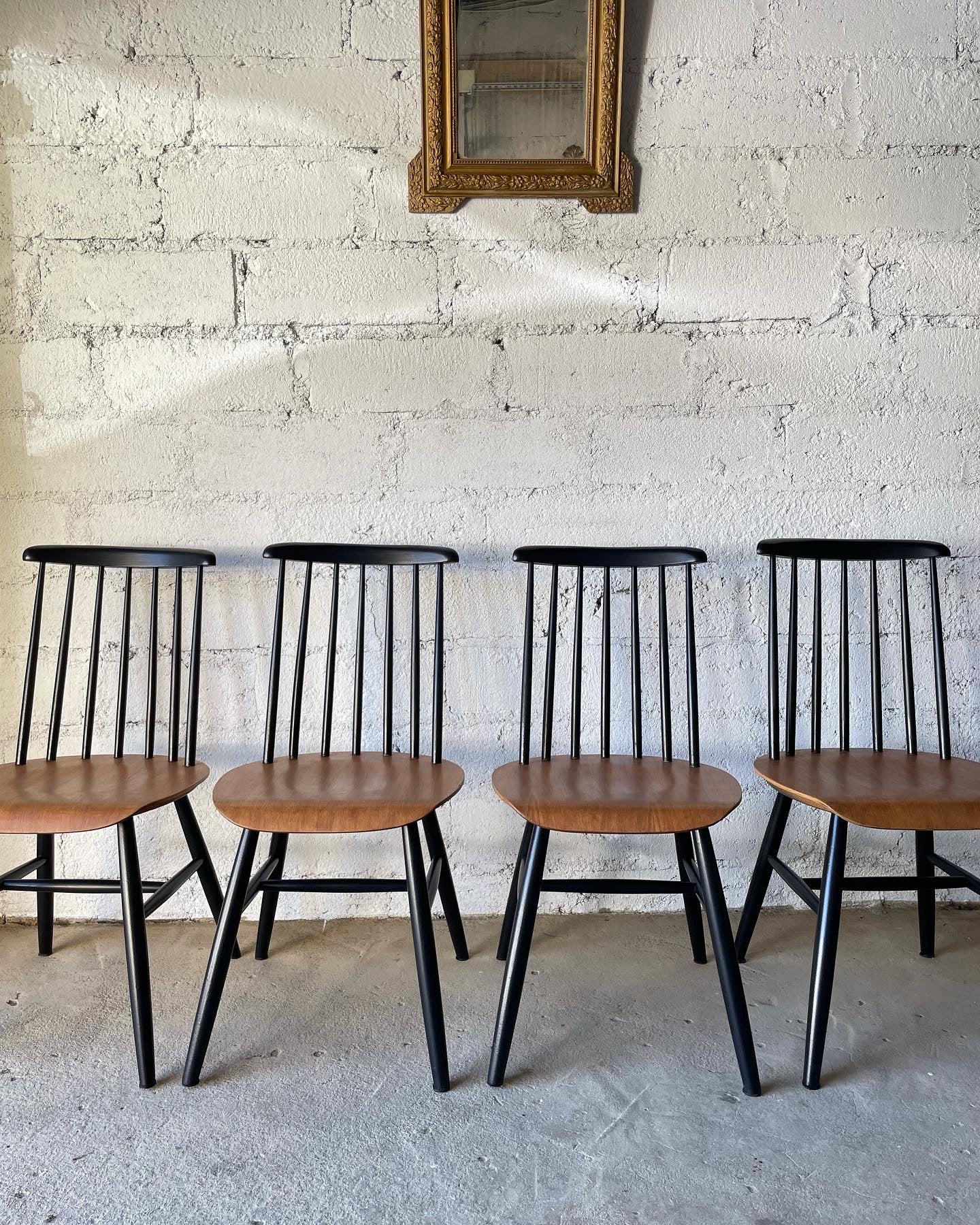 Pépites Déco Vintage : Série 4 chaises Fanett par Ilamri Tapiovaara