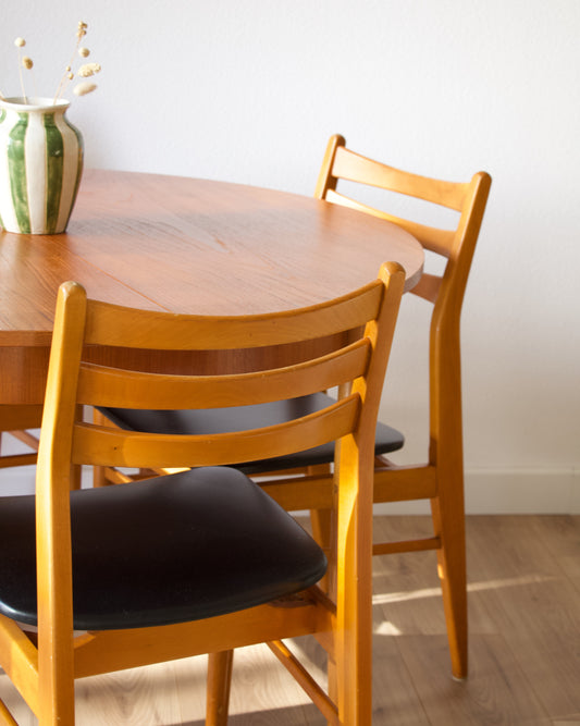 Chaises scandinaves hêtre miel années 60 vintage Pépites Déco Vintage Brocante Vannes