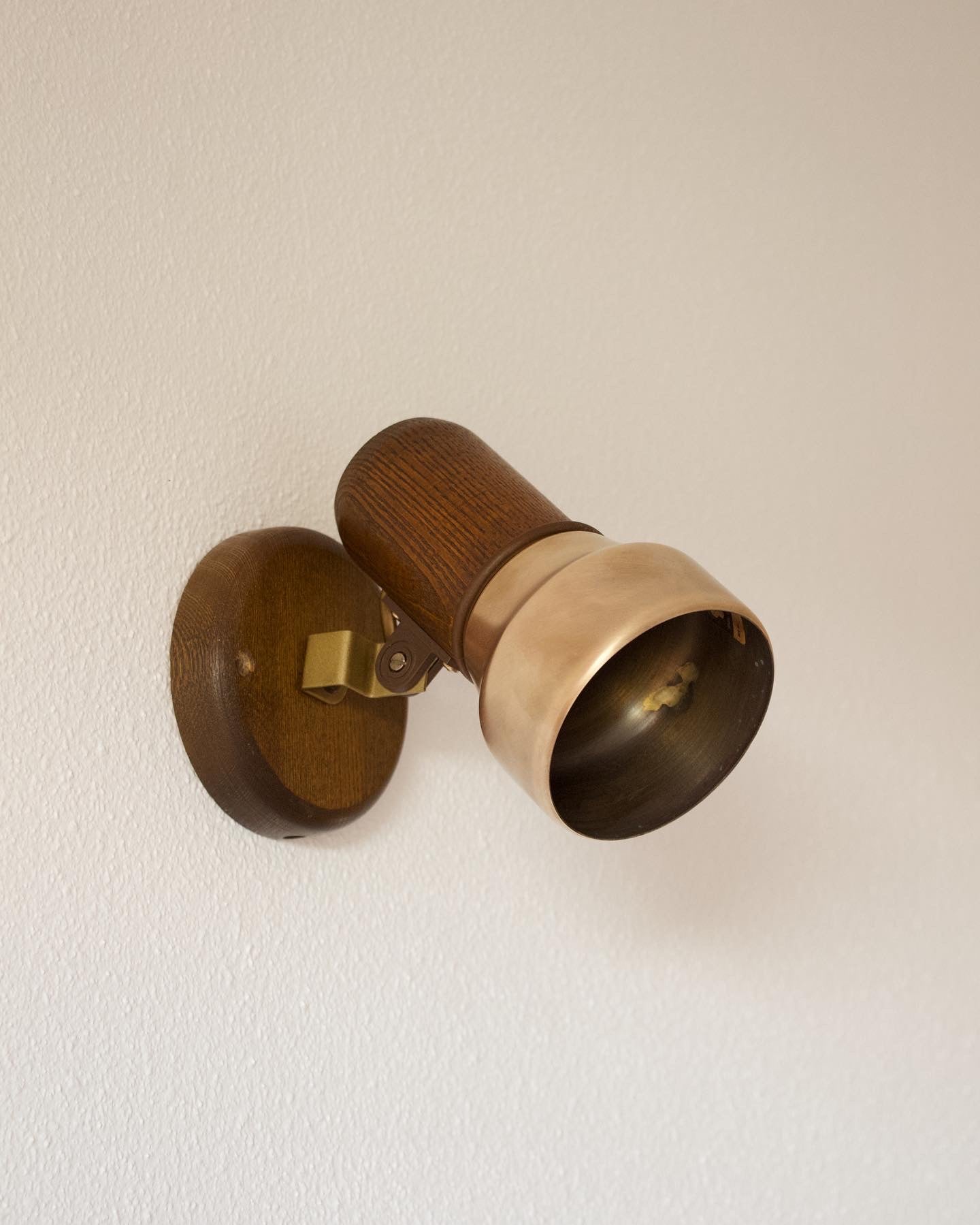 Applique murale bois laiton Vrieland Design 80s - Brocante Vannes Décoration Vintage