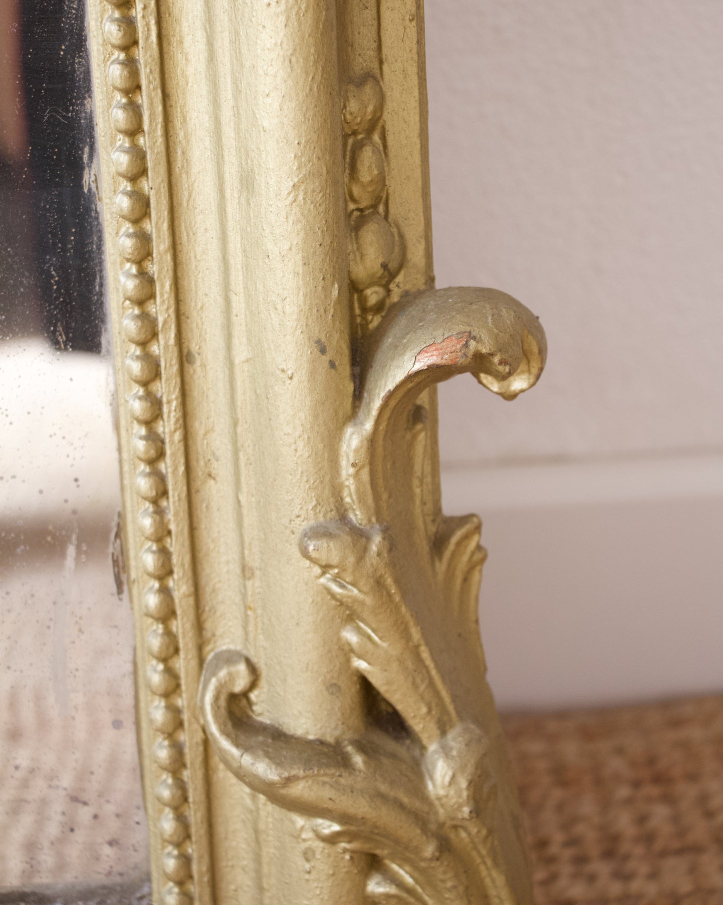 Grand miroir d'époque Napoléon III doré