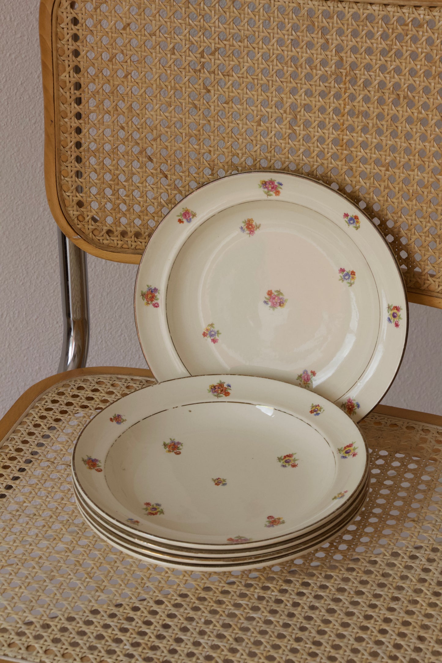 Set de 5 assiettes creuses fleuries Moulin des loups vintage