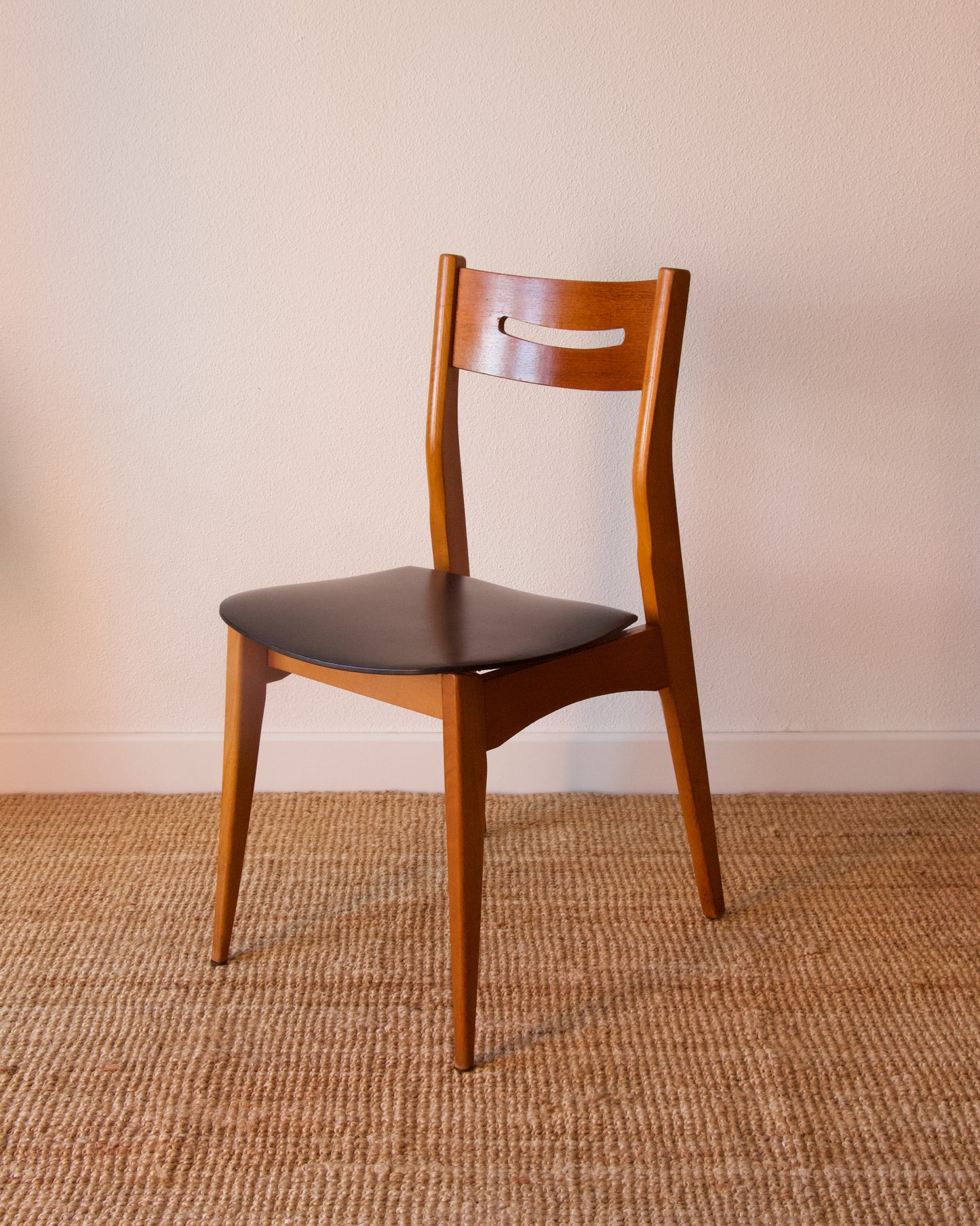 5 chaises scandinaves années 60 - Pépites Brocante Vannes Décoration et Meubles Vintage