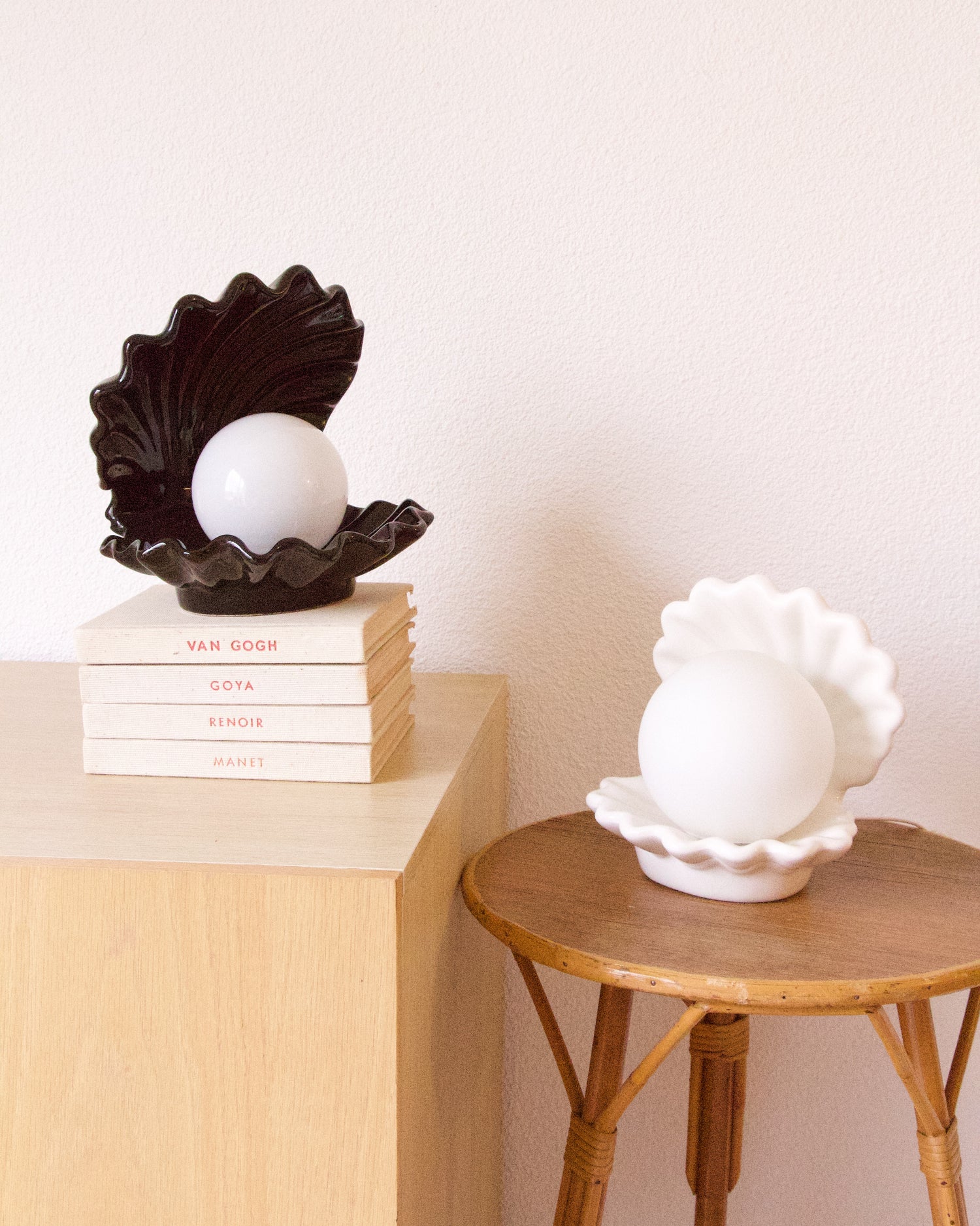 Pépites Déco Vintage - Lampe blanche coquillage années 70-80 vintage