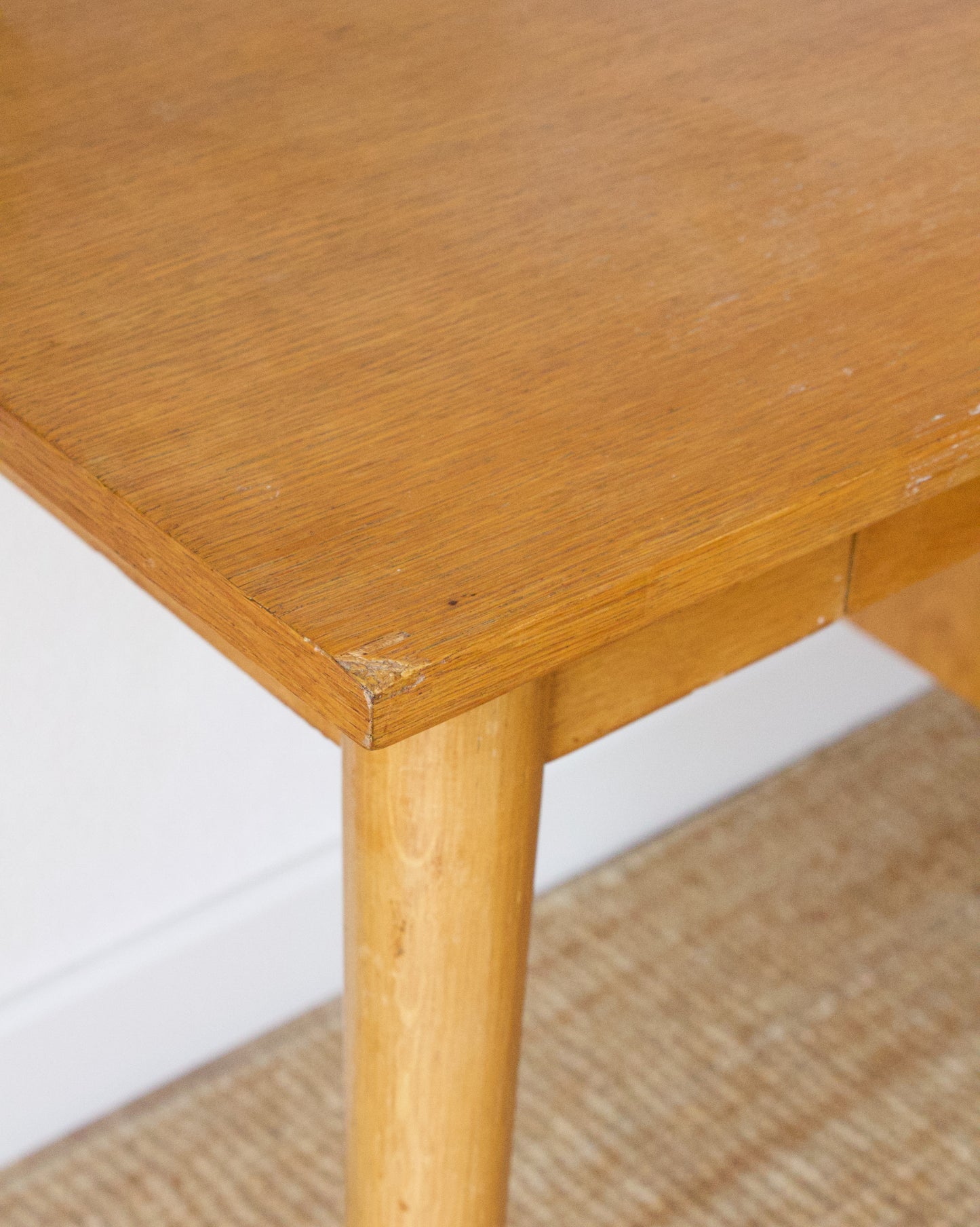 Bureau chêne clair années 50 - Brocante Vannes Décoration Meubles Vintage