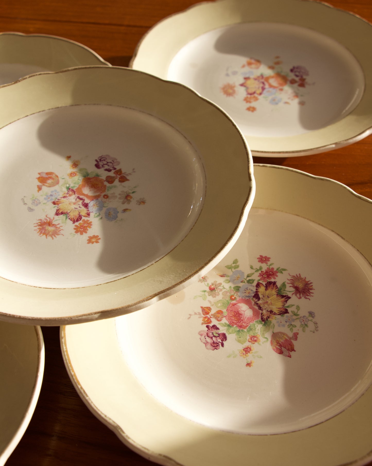 Lot de 5 assiettes à dessert vintage - Brocante Vannes - Décoration vintage