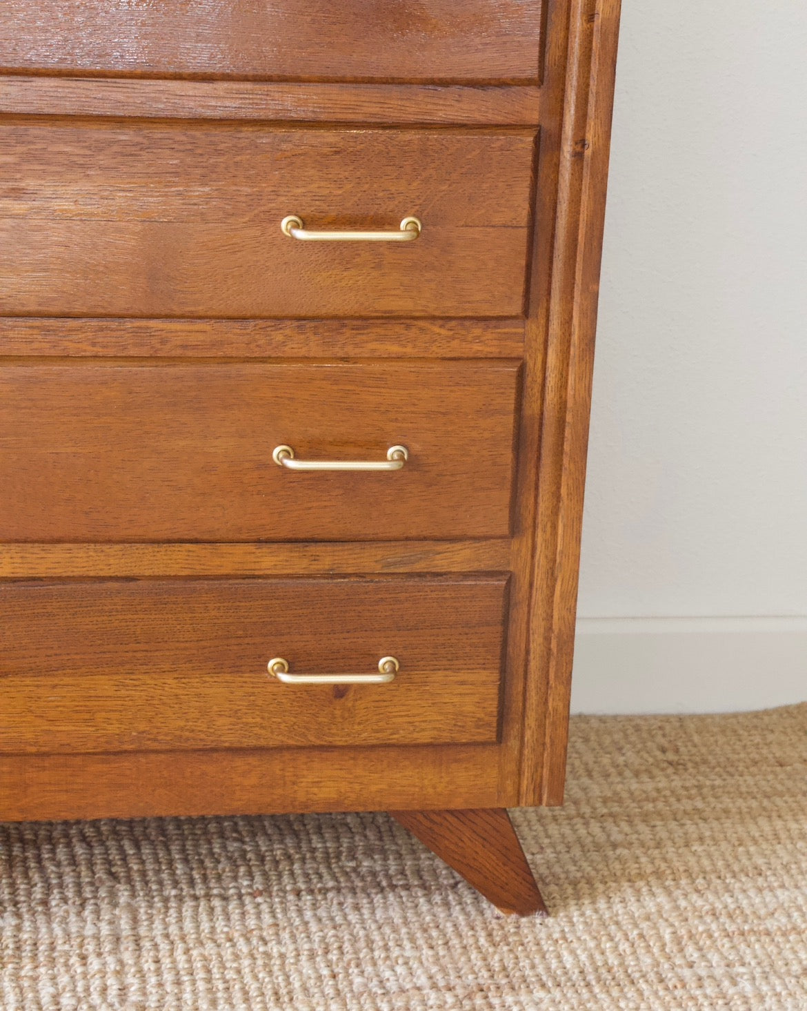 Commode vintage pieds compas années 50 - Brocante Vannes Décoration & Meubles Vintage