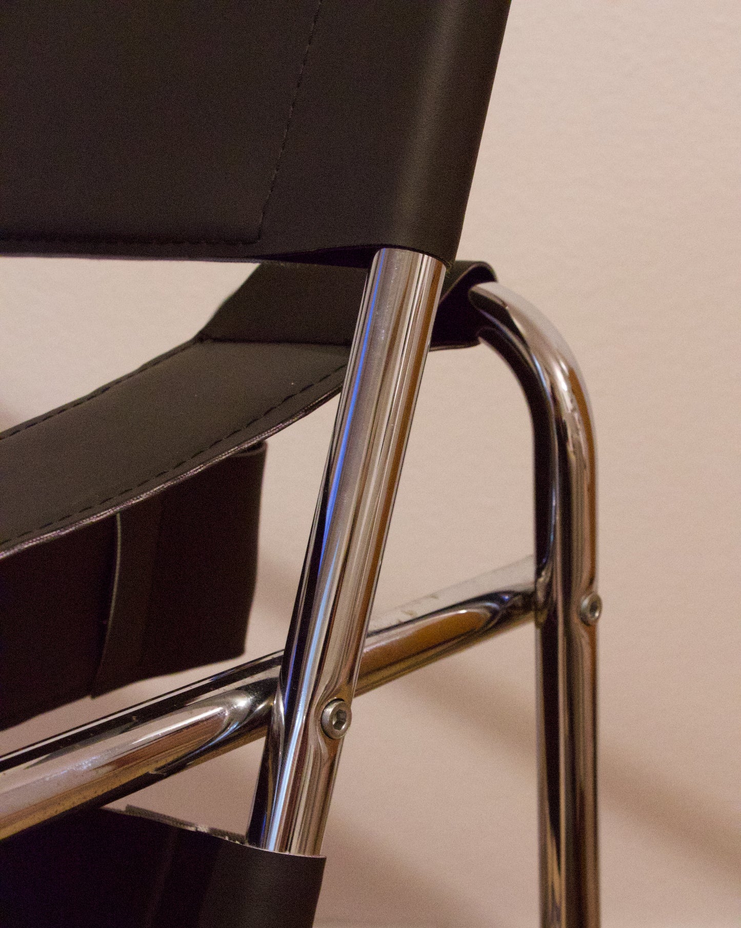 Fauteuil Wassily B3 par Marcel Breuer