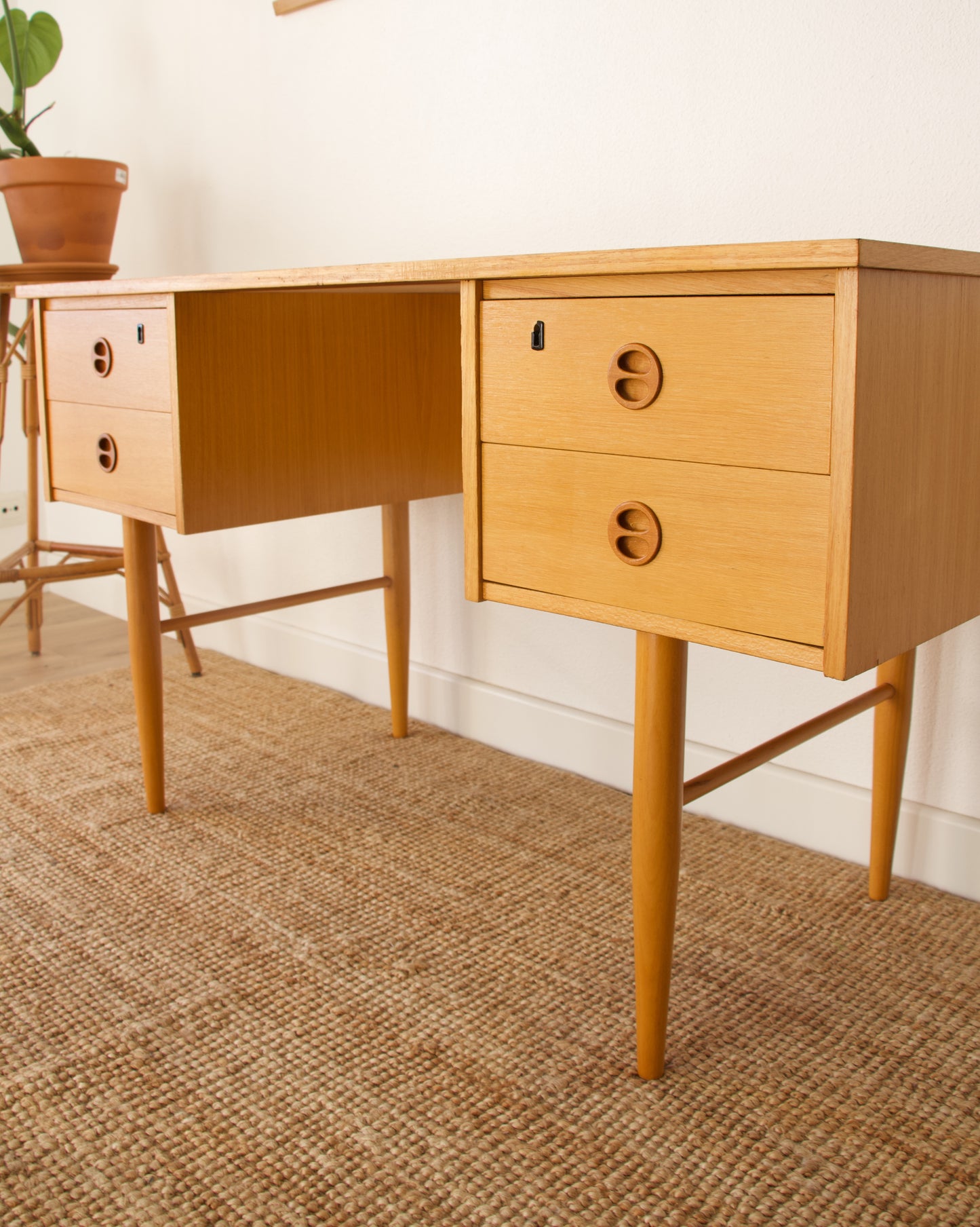 Bureau scandinave vintage allemand années 60/70 - Brocante Vannes Décoration Meubles Vintage