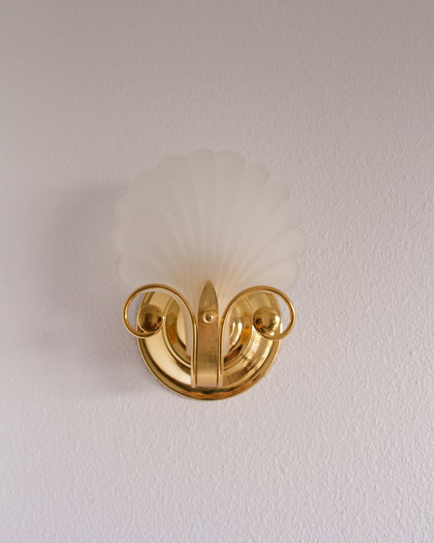 Applique murale vintage forme coquillage années 70/80 - Brocante Vannes Décoration & Meubles Vintage