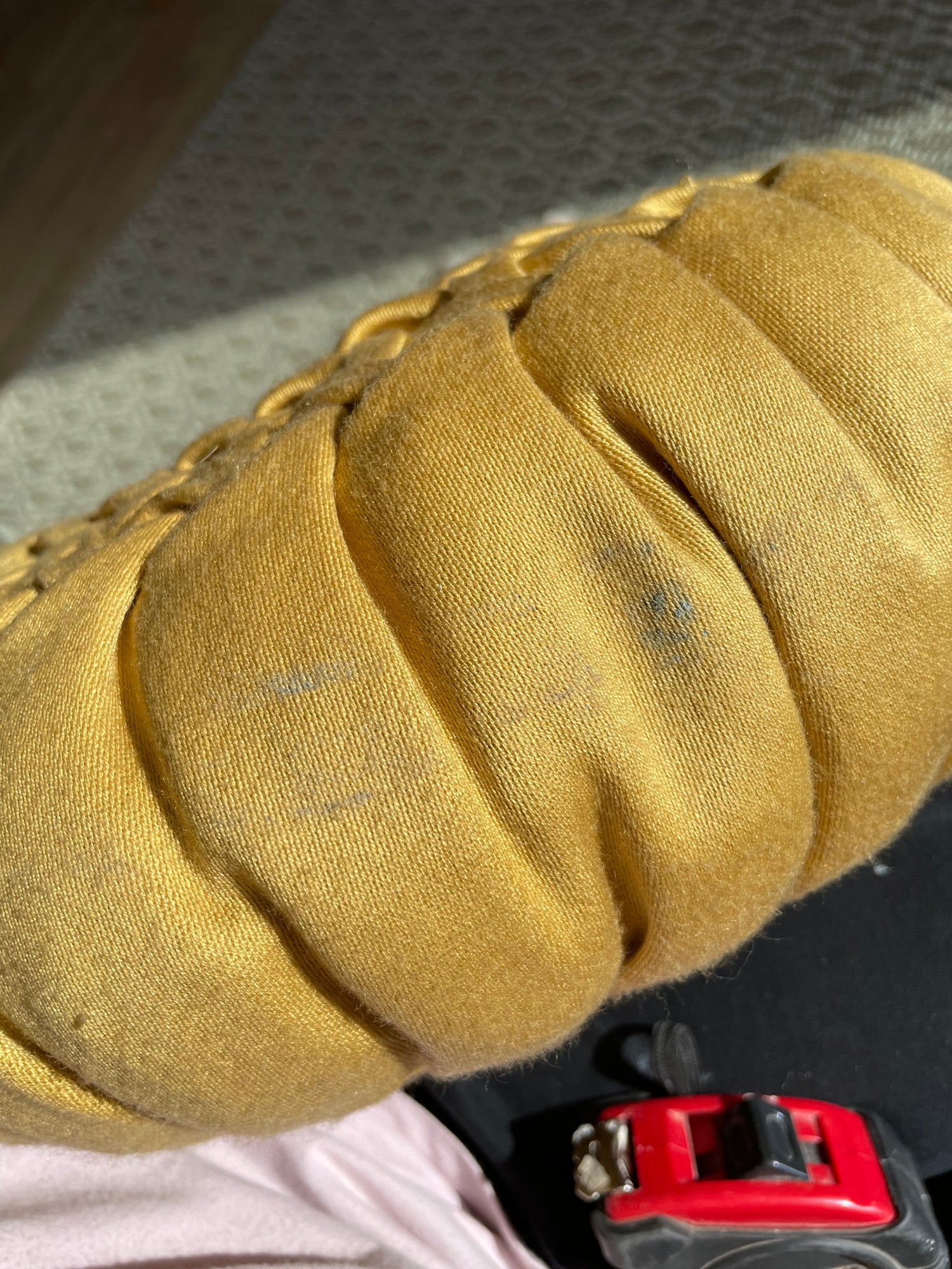 Coussins vintage en tissu plissé - Pépites Déco Vintage Brocante Vannes