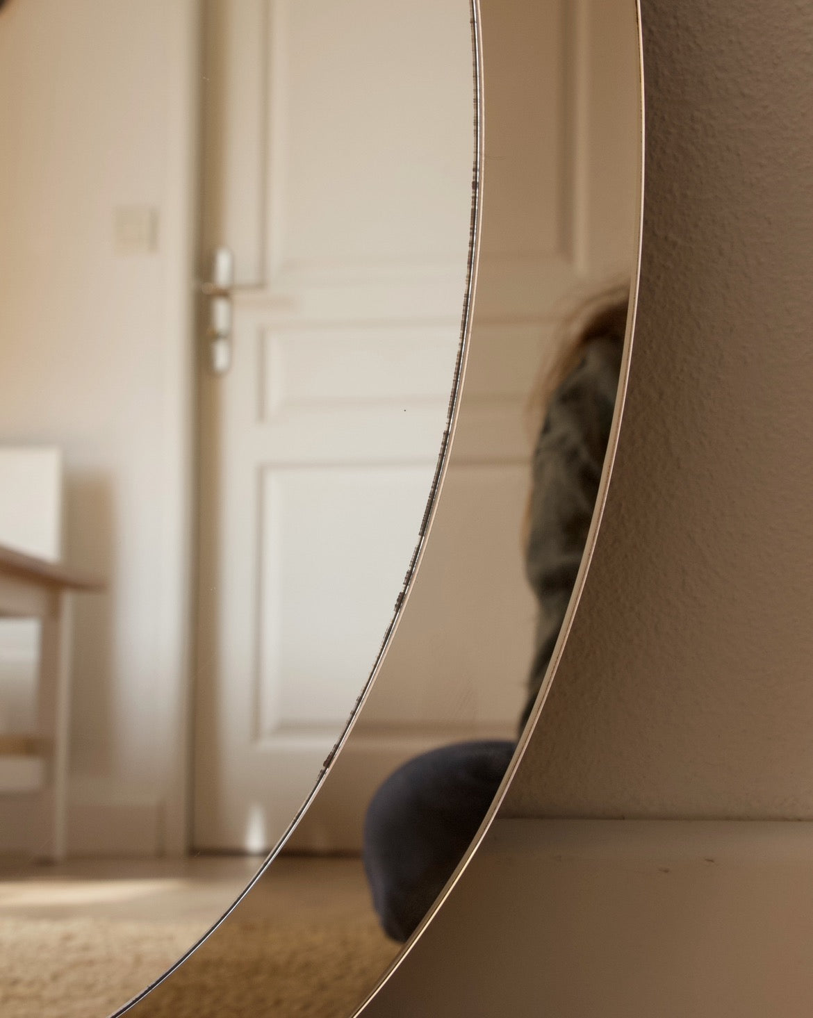 Miroir ovale verre fumé années 70/80