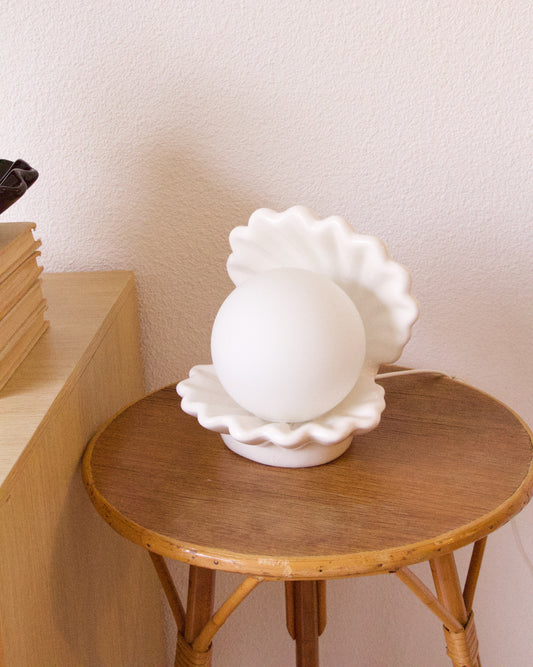 Lampe blanche coquillage années 70-80 vintage
