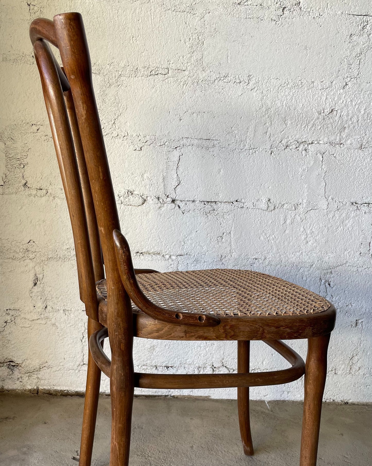 Chaise Bistrot Thonet hêtre courbé et cannage Pépites Déco Vintage Vannes