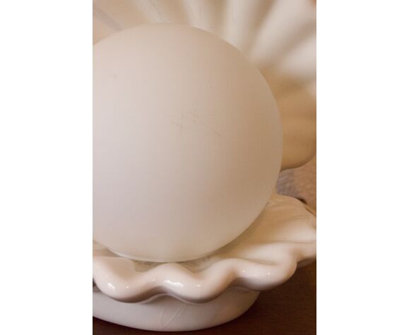 Pépites Déco Vintage - Lampe blanche coquillage années 70-80 vintage